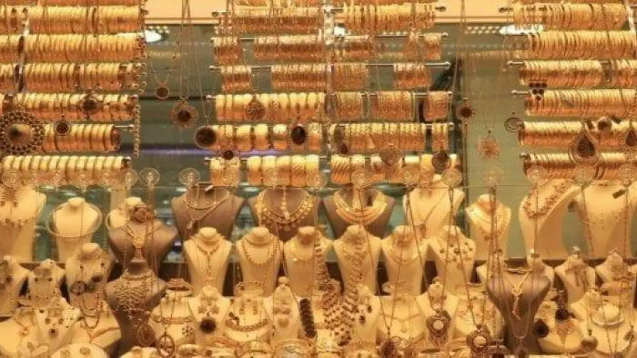 تراجع سعر الذهب في مصر وعيار 21 يسجل 7460 جنيهاً اليوم